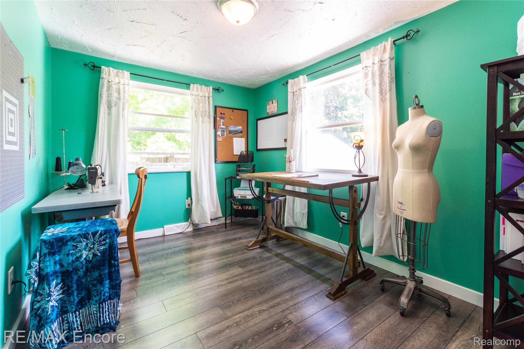 3601 Covert Road Waterford, MI 48328 - Photo 14 of 18 Bedroom 3 Currently Used As Office