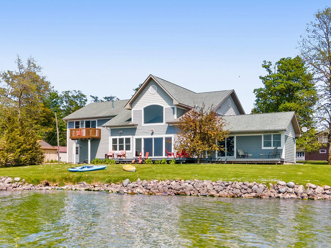 4711 1st Street Cheboygan, MI 49721 - Photo 1 of 46 Gallery Image 1