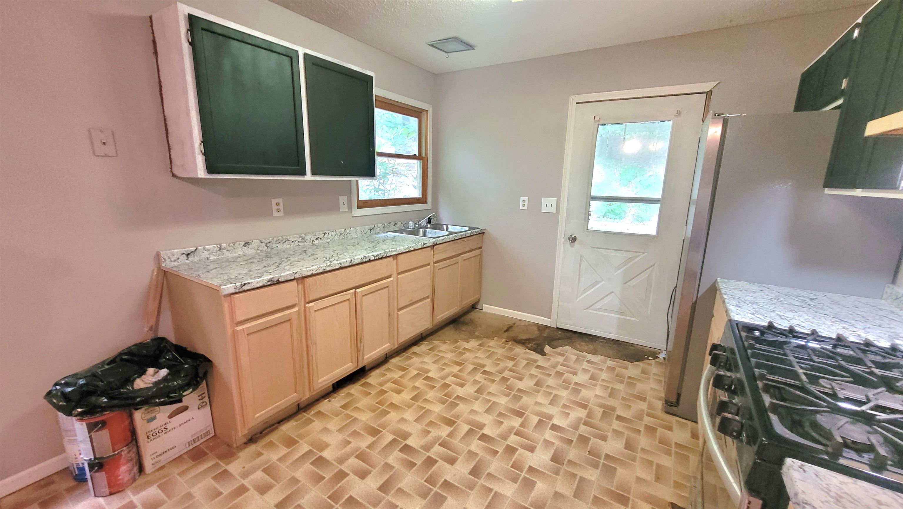 3962 Holiday Road Traverse City, MI 49686 - Photo 11 of 25 Gallery Image 11