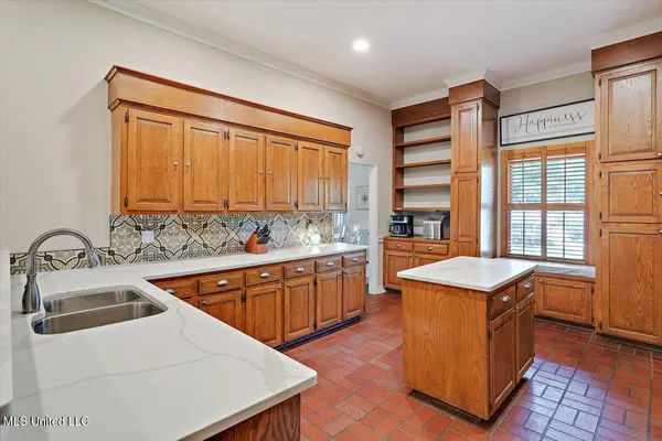 $405,000 | 121 Countrywood Circle, Clinton, MS 39056