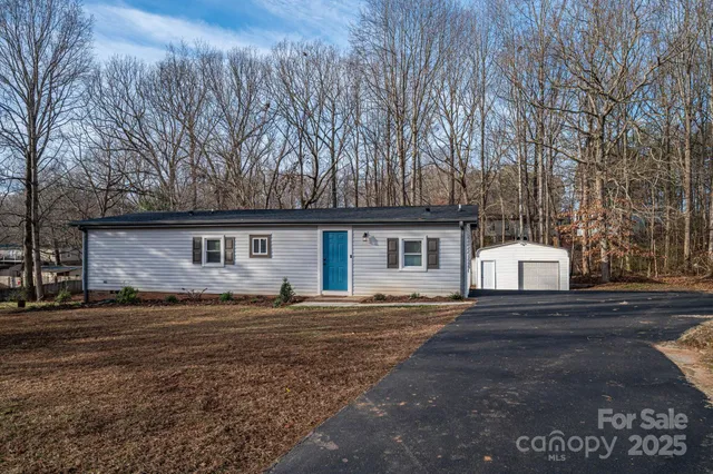 $219,900 | 1383 Sandiwood Court, Claremont, NC 28610