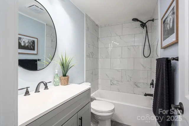 $219,900 | 1383 Sandiwood Court, Claremont, NC 28610