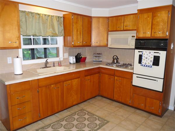 25 Oldham Road Westborough, MA 01581 - Photo 4 of 30 Gallery Image 4