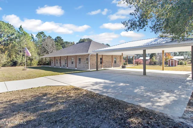 $374,900 | 23207 Unicorn Lane, Pass Christian, MS 39571