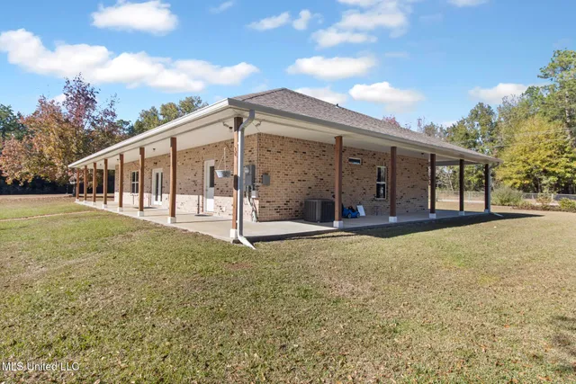 $374,900 | 23207 Unicorn Lane, Pass Christian, MS 39571