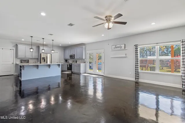 $374,900 | 23207 Unicorn Lane, Pass Christian, MS 39571