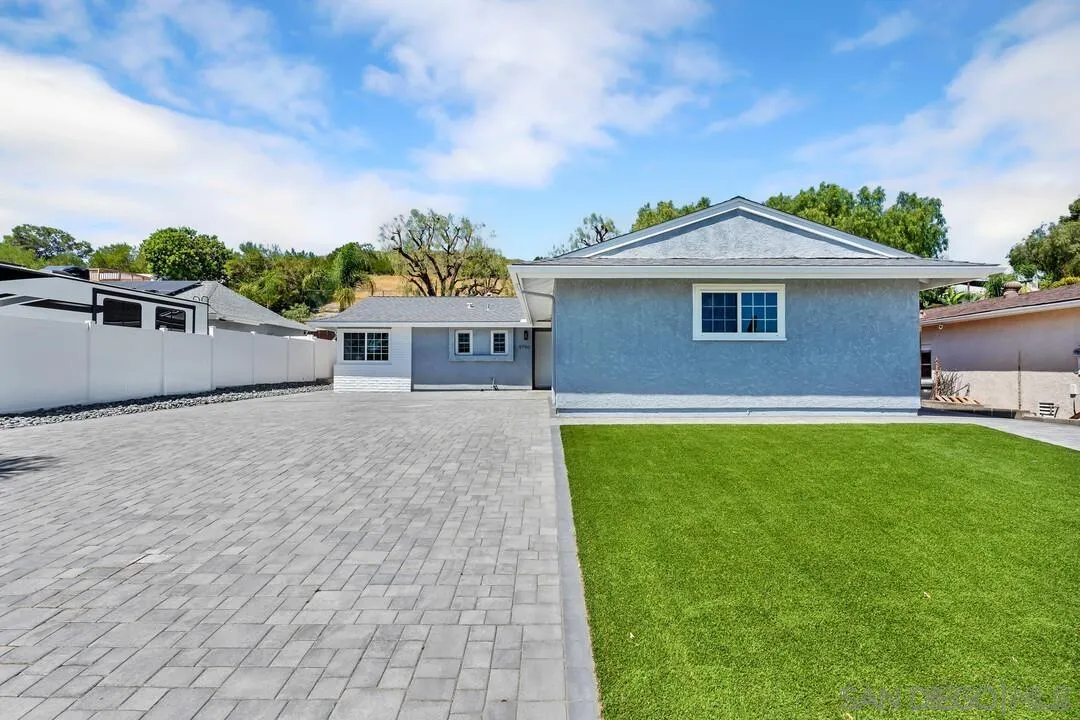 9790 Lutheran Way Santee, CA 92071 - Photo 2 of 39