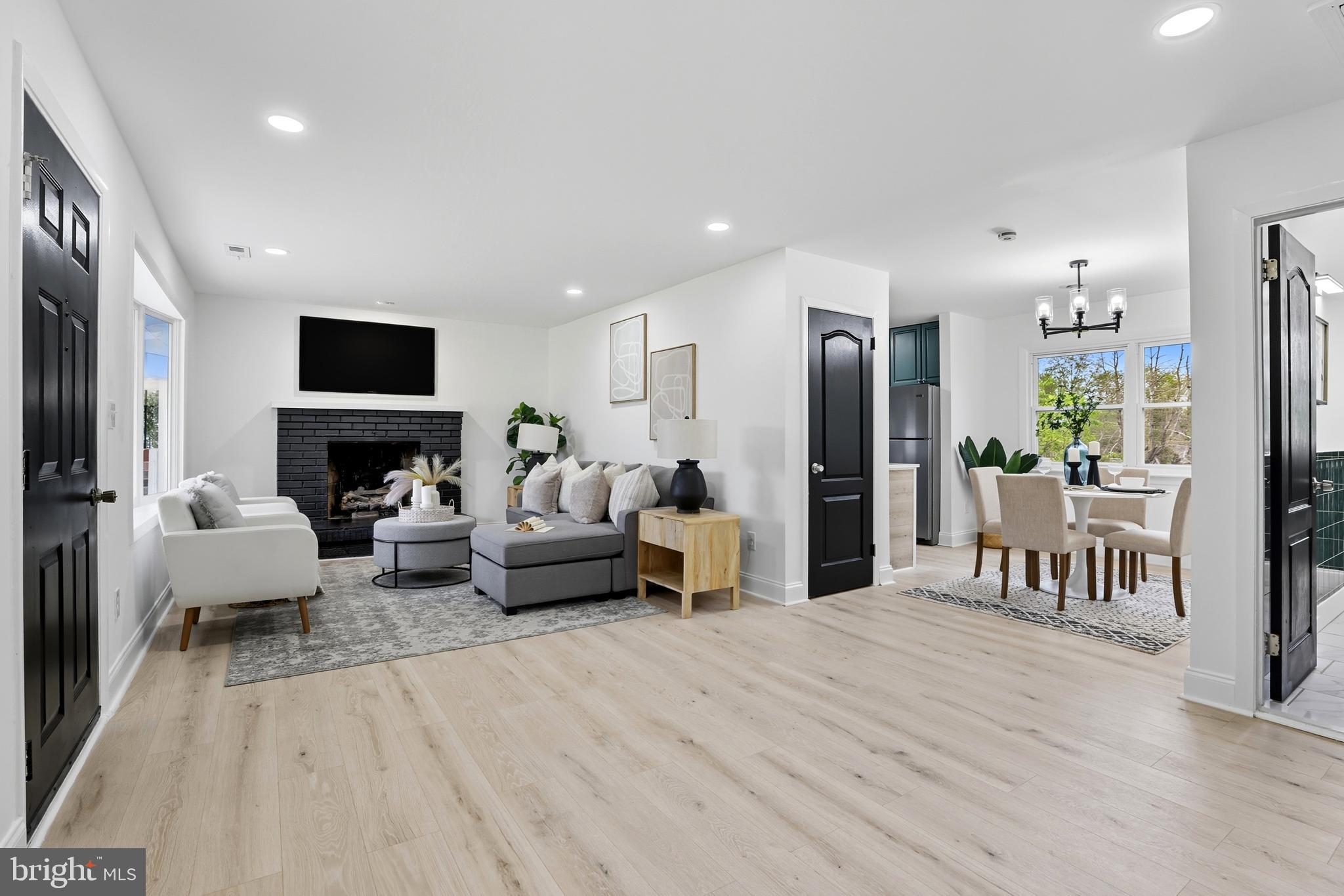 8625 Chestnut Grove Road Frederick, MD 21701 - Photo 5 of 31