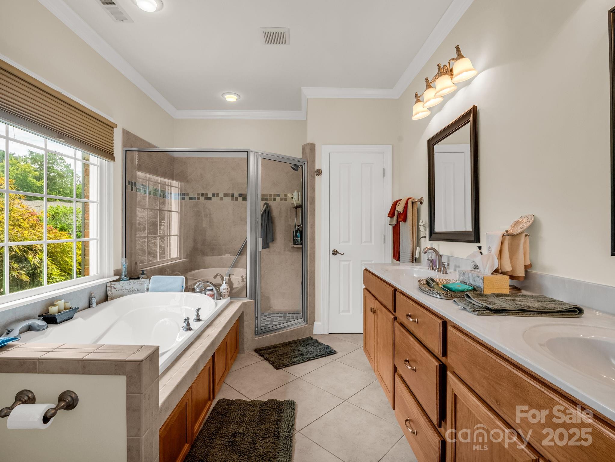 188 Jamesfield Drive Rutherfordton, NC 28139 - Photo 29 of 45 a bathroom with a tub sink and mirror
