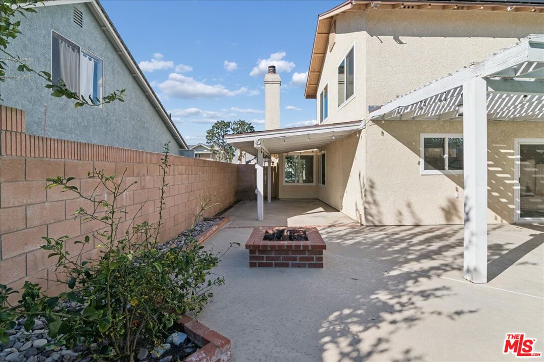 2216 Carlsbad Court Simi Valley, CA 93063 - Photo 17 of 32 a view of a house with entertaining space