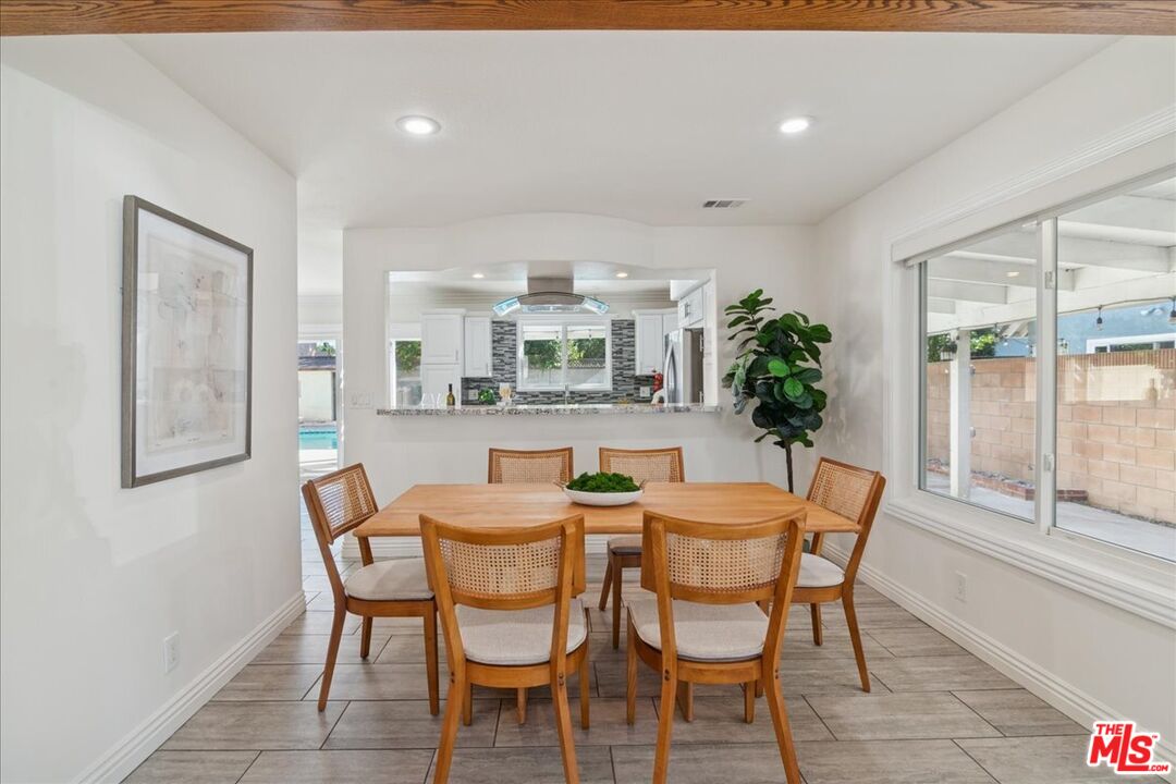 2216 Carlsbad Court Simi Valley, CA 93063 - Photo 6 of 32 a dining room with furniture and window
