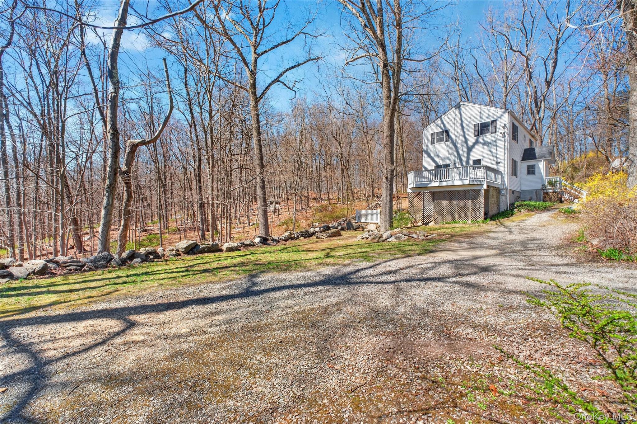 11 Shawnee Road Putnam Valley, NY 10579 - Photo 3 of 45