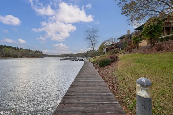 $899,000 | 1093 Wharfside Court, Greensboro, GA 30642