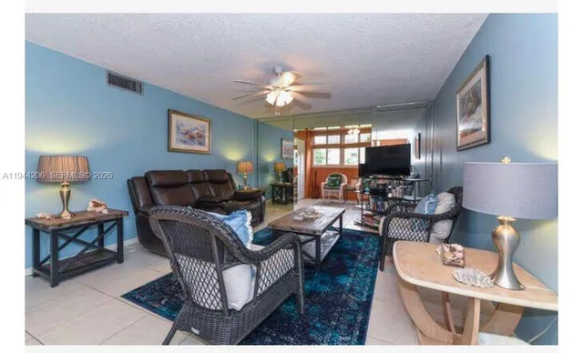 $1,635 | 2615 Northeast 3rd Street, Unit 4120, Boynton Beach, FL 33435