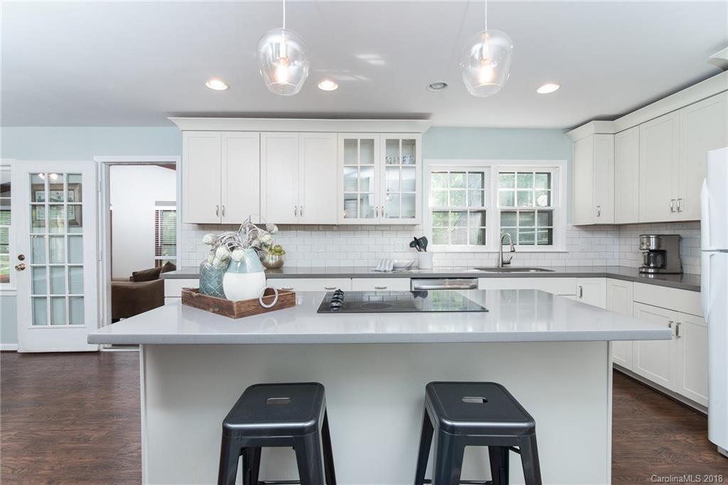 10812 Painted Tree Road Charlotte, NC 28226 - Photo 9 of 28 Gallery Image 9
