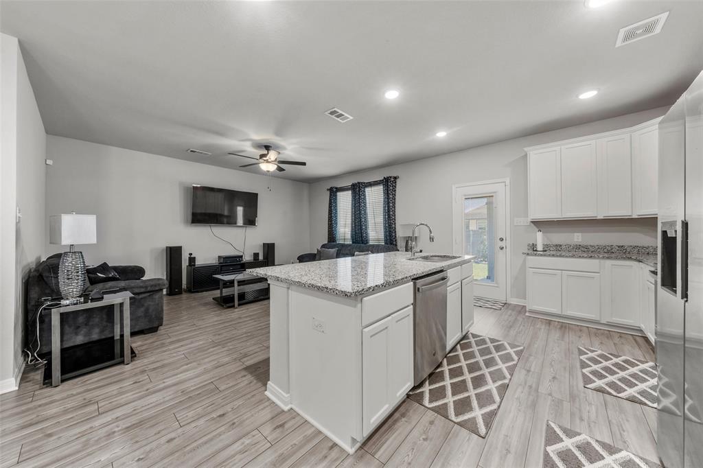 3525 Beutel Road Lorena, TX 76655 - Photo 5 of 34