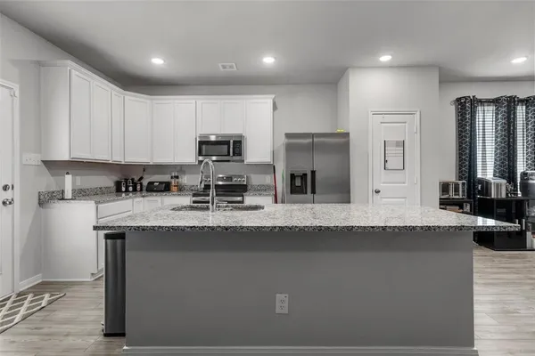 $399,900 | 3525 Beutel Road, Lorena, TX 76655