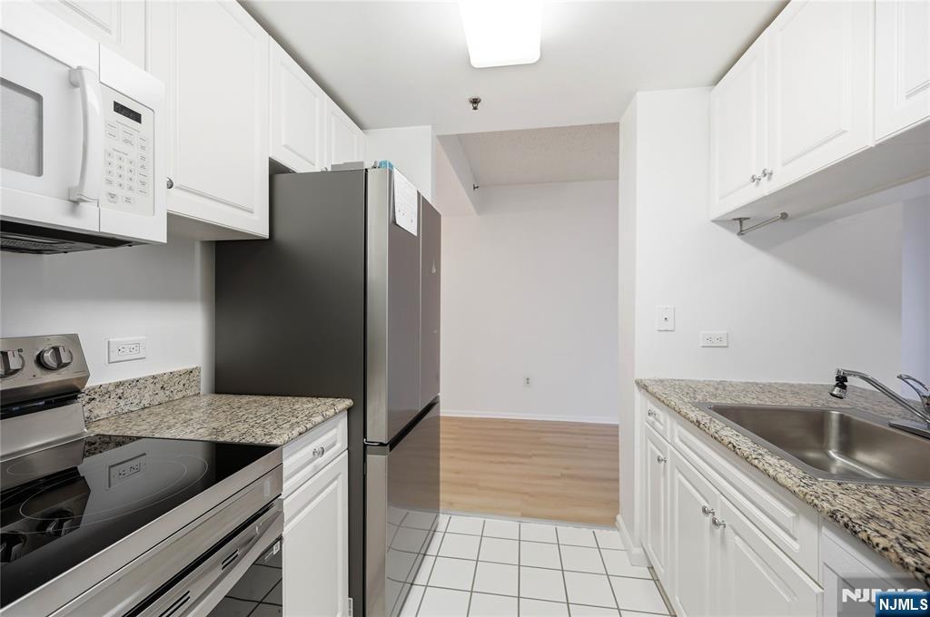 100 Old Palisade Road, Unit 1613 Fort Lee, NJ 07024 - Photo 21 of 35
