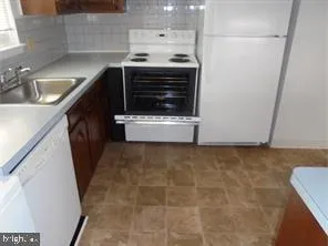 $145,000 | 2 Florence Tollgate, Unit 6, Florence, NJ 08518