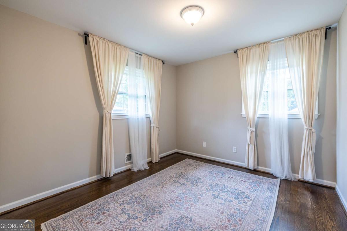 2439 Parkland Drive Decatur, GA 30032 - Photo 12 of 29