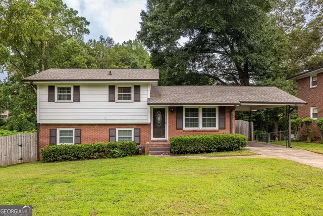 $2,250 | 2439 Parkland Drive, Decatur, GA 30032