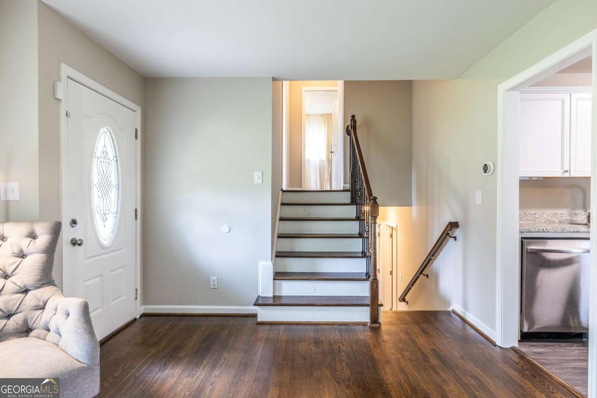 2439 Parkland Drive Decatur, GA 30032 - Photo 10 of 29