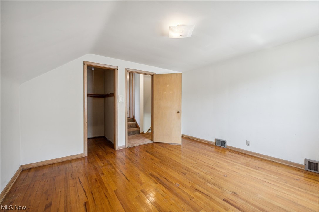 871 Lander Road Cleveland, OH 44143 - Photo 22 of 35