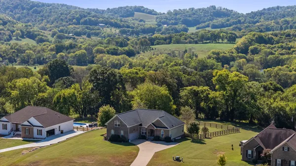 $494,900 | 1851 Lochlann Drive, Culleoka, TN 38451