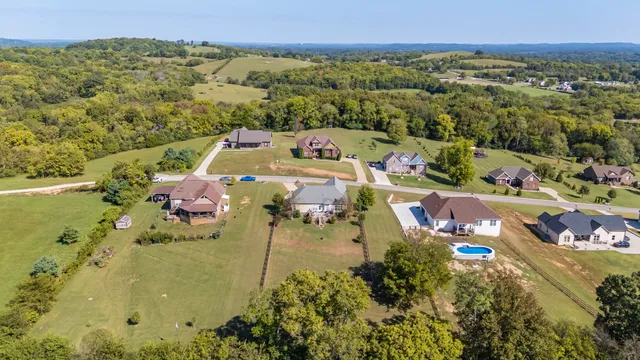 $499,900 | 1851 Lochlann Drive, Culleoka, TN 38451