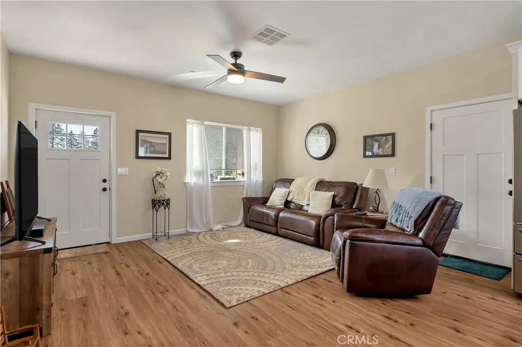 8588 Ridgecrest Drive Paradise, CA 95969 - Photo 4 of 21