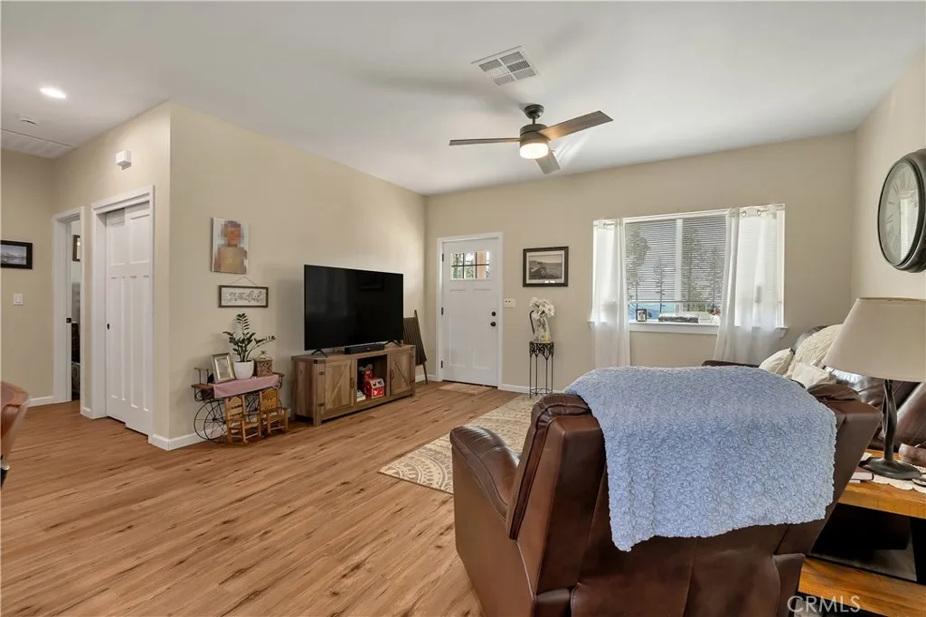 8588 Ridgecrest Drive Paradise, CA 95969 - Photo 5 of 21