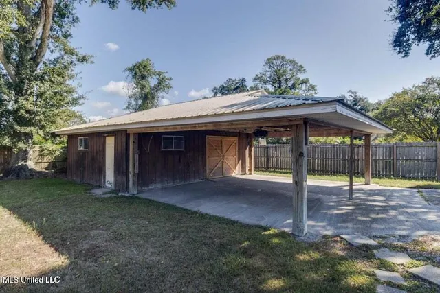 $2,200 | 108 R Vance Place, Long Beach, MS 39560
