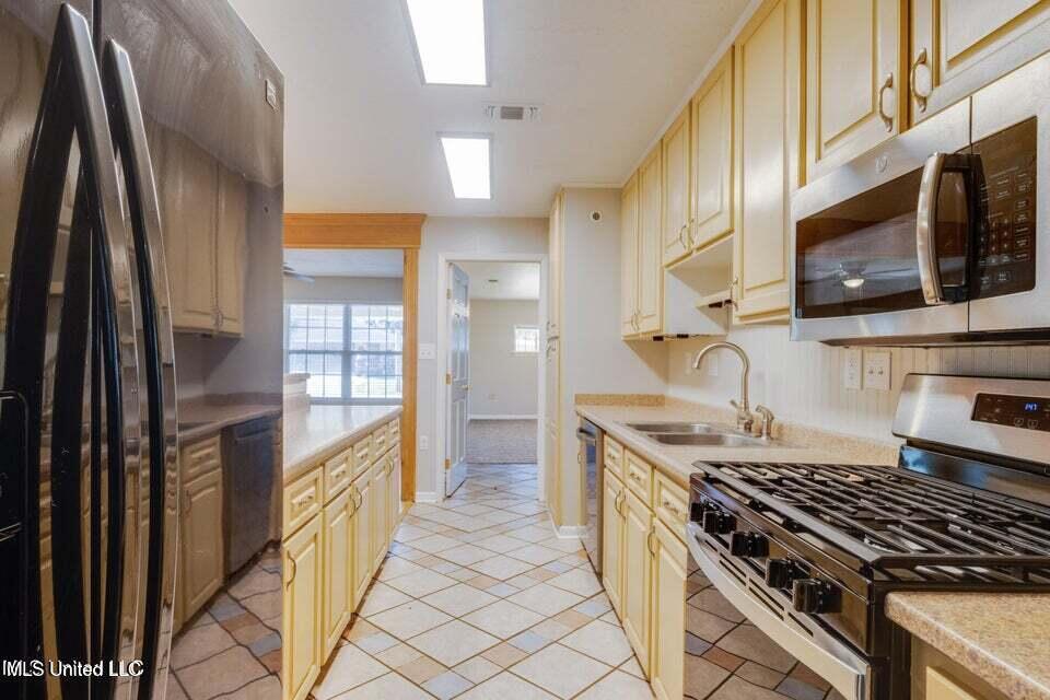 108 R Vance Place Long Beach, MS 39560 - Photo 4 of 24 108 Vance Pl 3