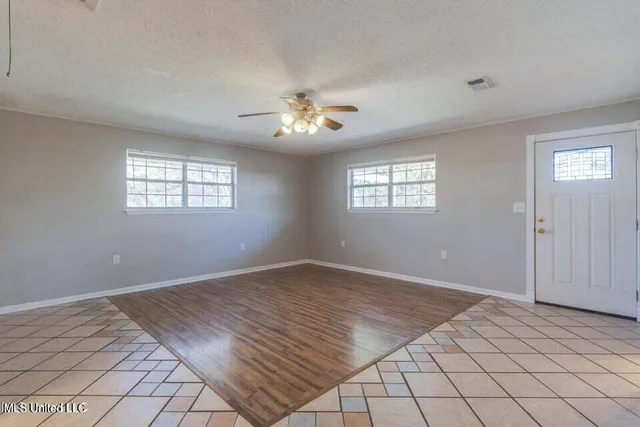 $2,200 | 108 R Vance Place, Long Beach, MS 39560