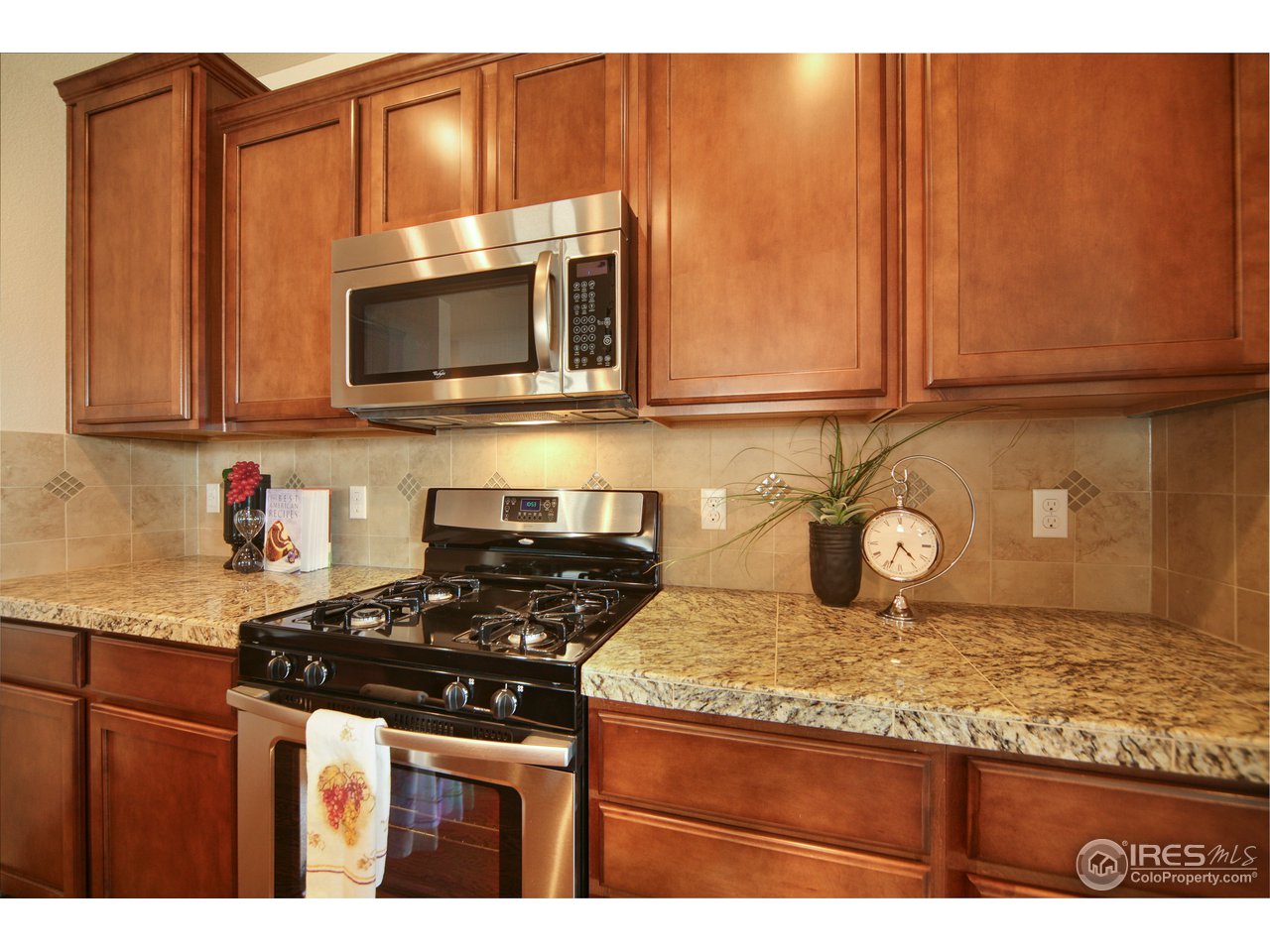 1820 Prairie Ridge Drive Fort Collins, CO 80526 - Photo 3 of 18 Gallery Image 3