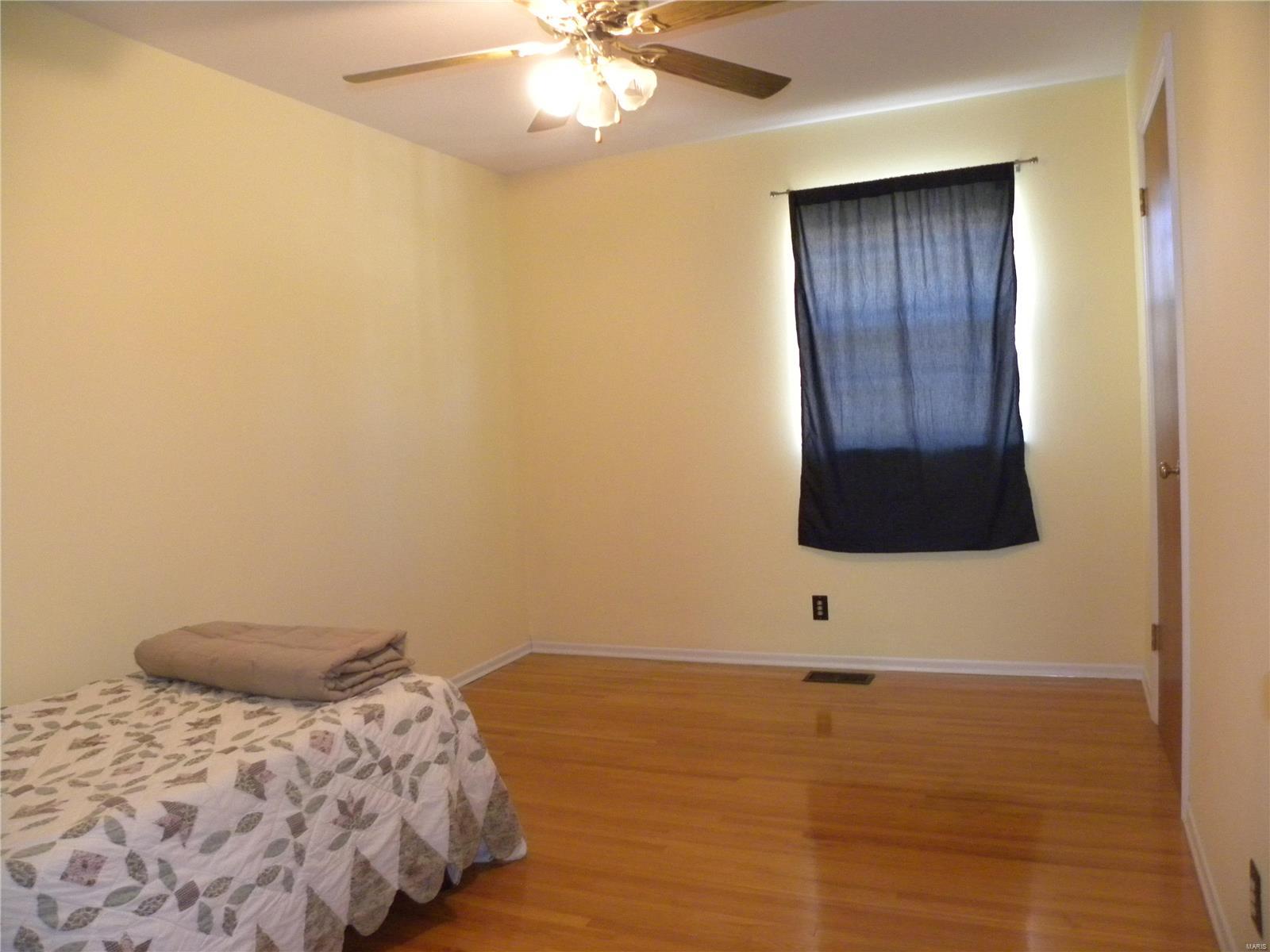 15534 Clayton Road Ballwin, MO 63011 - Photo 28 of 33 Gallery Image 28