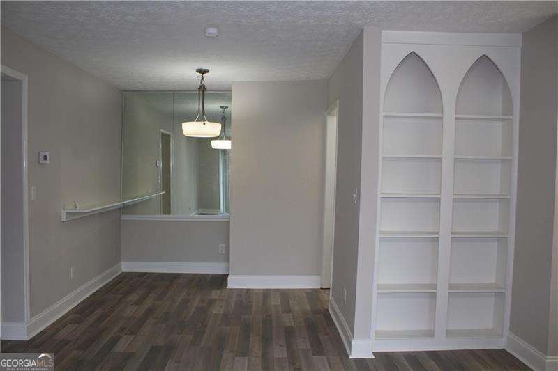 6851 Roswell Road, Unit J21 Atlanta, GA 30328 - Photo 21 of 42