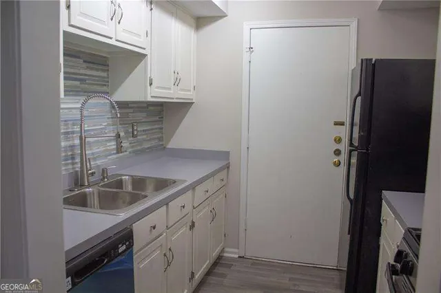 $1,500 | 6851 Roswell Road, Unit J21, Atlanta, GA 30328