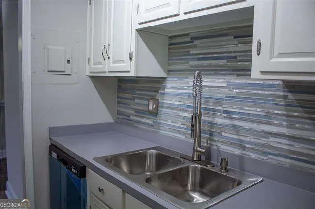 $1,500 | 6851 Roswell Road, Unit J21, Atlanta, GA 30328