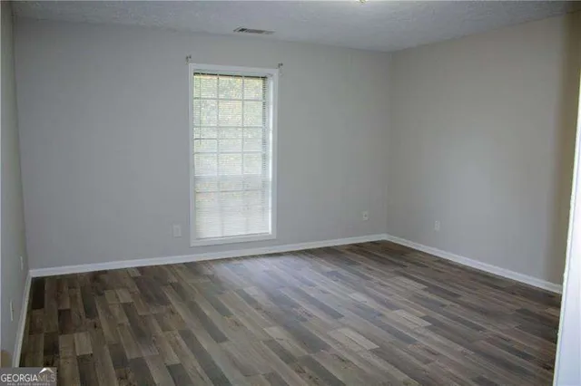 $1,500 | 6851 Roswell Road, Unit J21, Atlanta, GA 30328