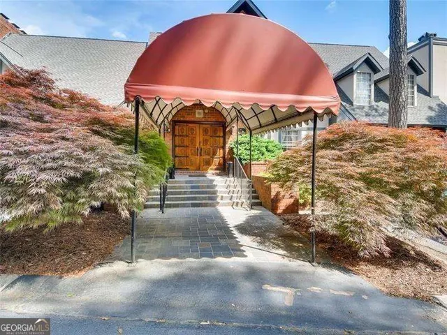$1,500 | 6851 Roswell Road, Unit J21, Atlanta, GA 30328
