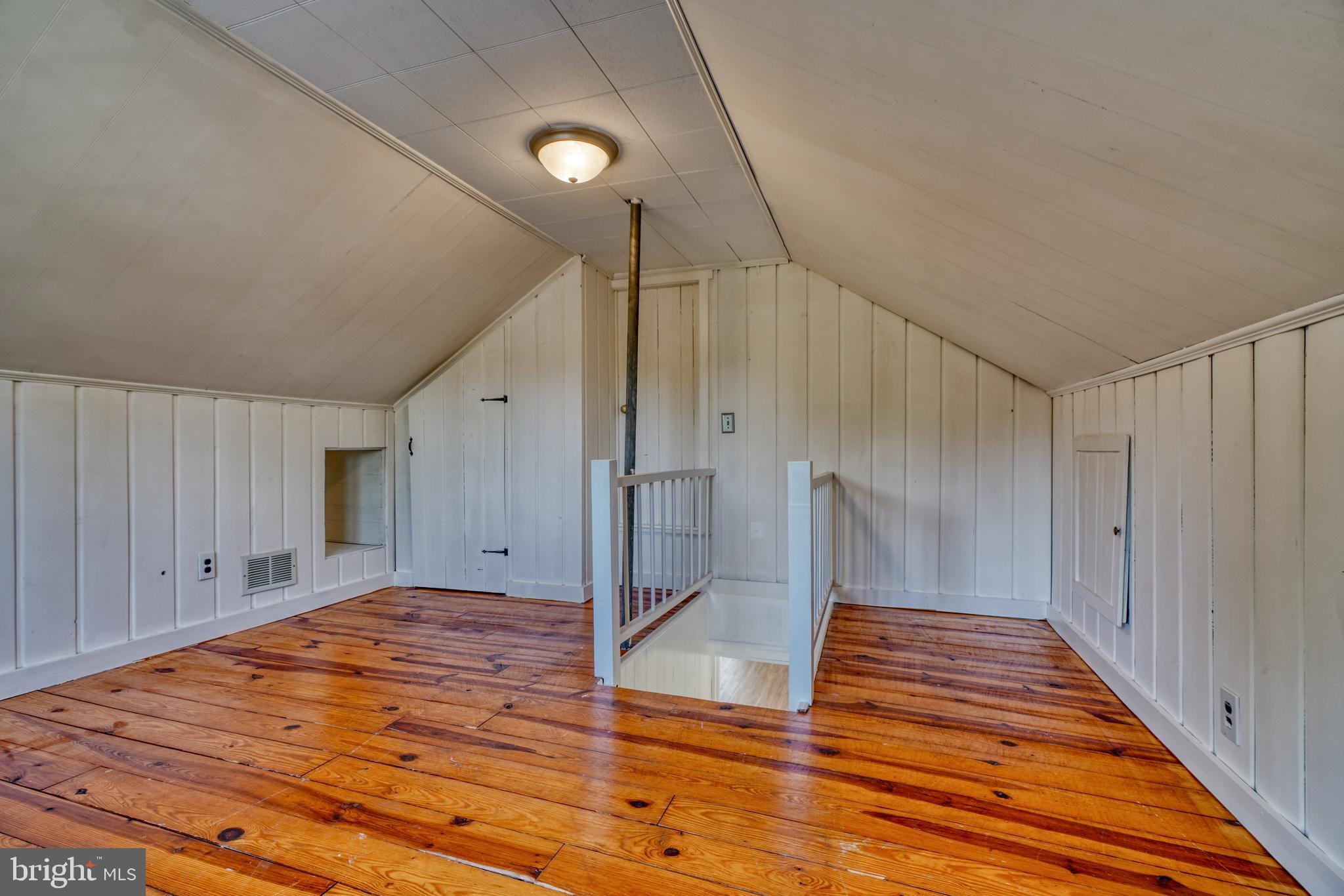 7800 Chapman Road Kingsville, MD 21087 - Photo 32 of 42 Bedroom 3
