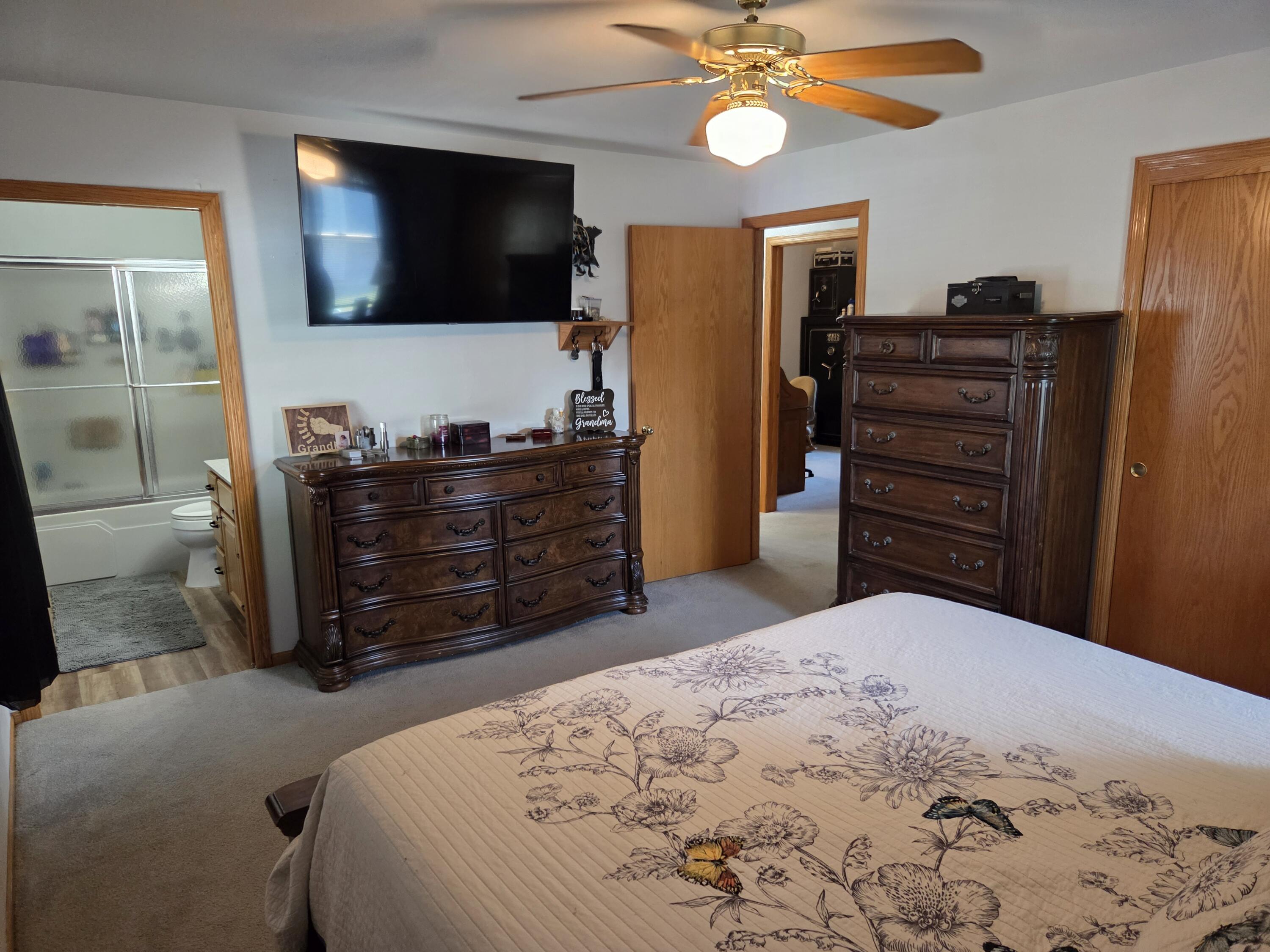 26423 South Wind Lake Road Norway, WI 53185 - Photo 17 of 59 1000020616