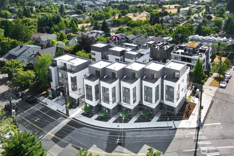 $979,900 | 1301 C 31st Avenue South, Seattle, WA 98144