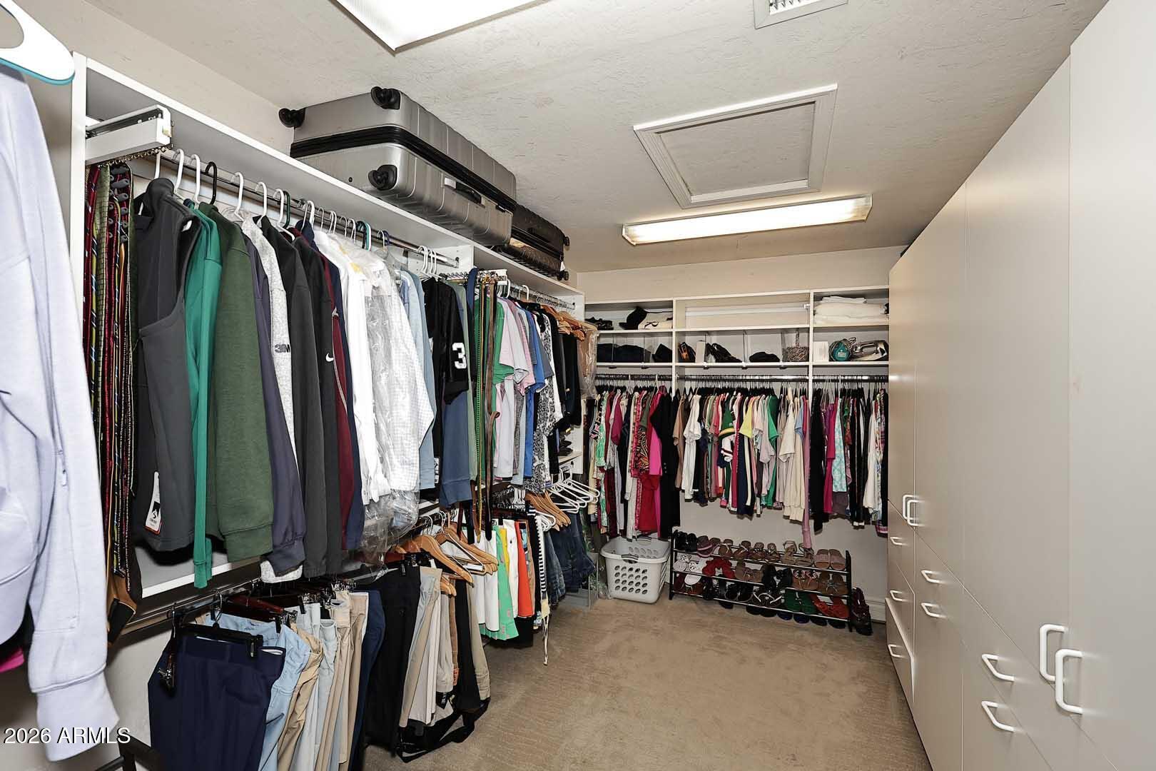 2139 East Tecoma Road Phoenix, AZ 85048 - Photo 26 of 70 Primary Bath-Closet