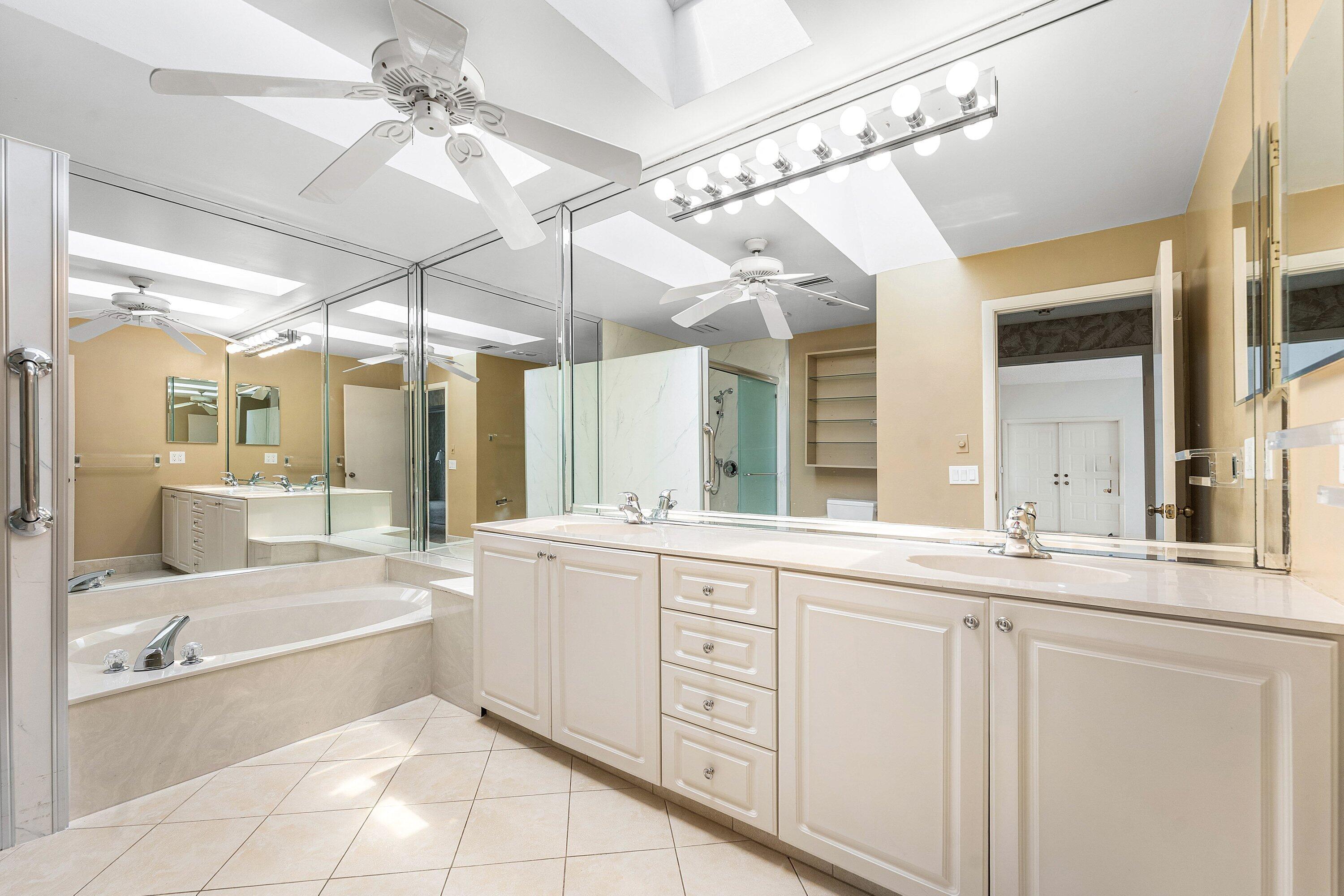 10991 Highland Circle Boca Raton, FL 33428 - Photo 19 of 40 020-10991HighlandCircle-BocaRaton-FL-334