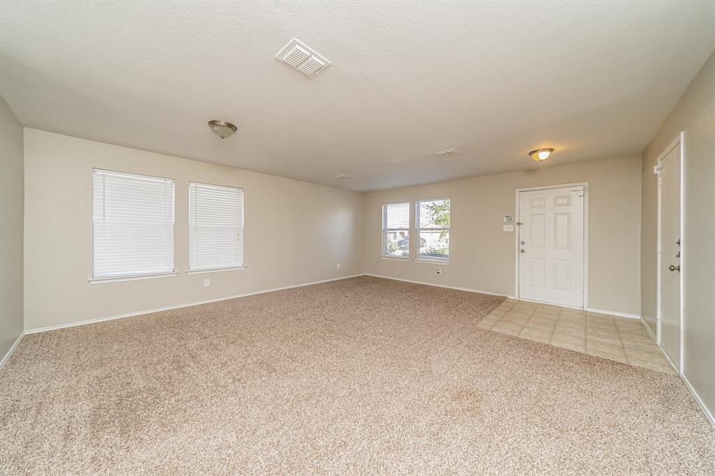 13829 Sonterra Ranch Road Fort Worth, TX 76262 - Photo 3 of 15