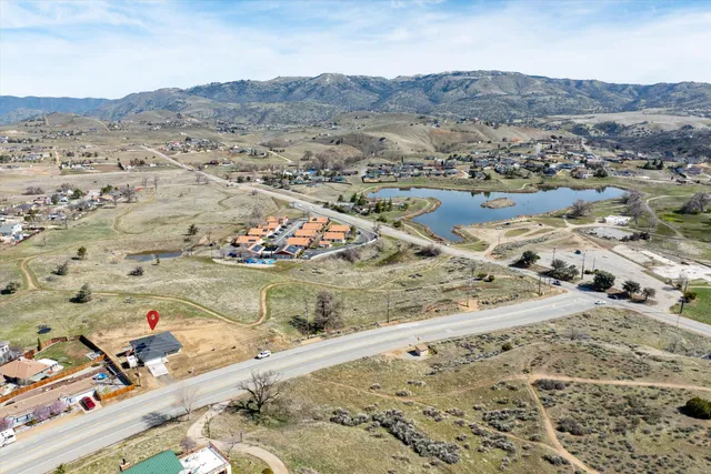 $475,000 | 20601 Country Club Drive, Tehachapi, CA 93561