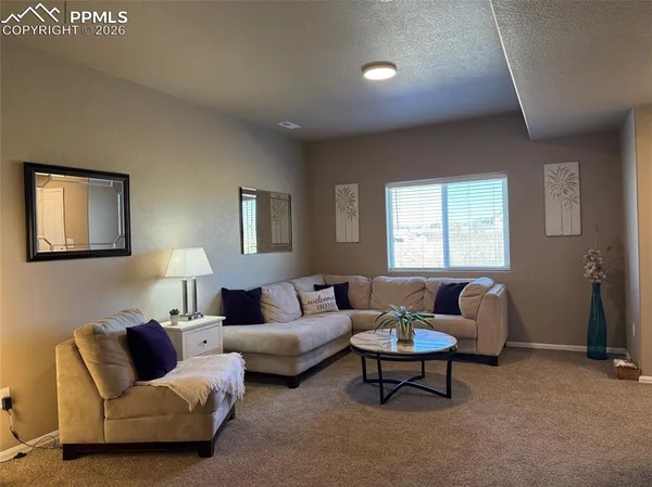 $329,900 | 1718 Sandtoft Heights, Colorado Springs, CO 80951