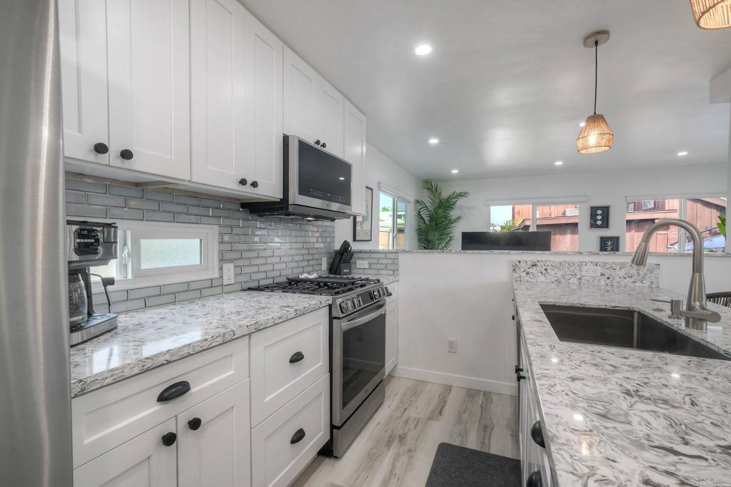 170 Diana Street, Unit 34 Encinitas, CA 92024 - Photo 11 of 25